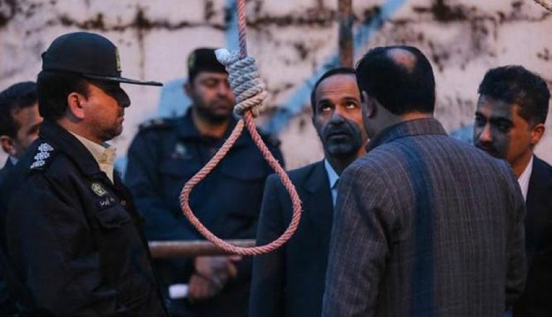 إعدام 3 أشخاص لإدانهتم بتنفيذ هجوم إرهابي في إيران