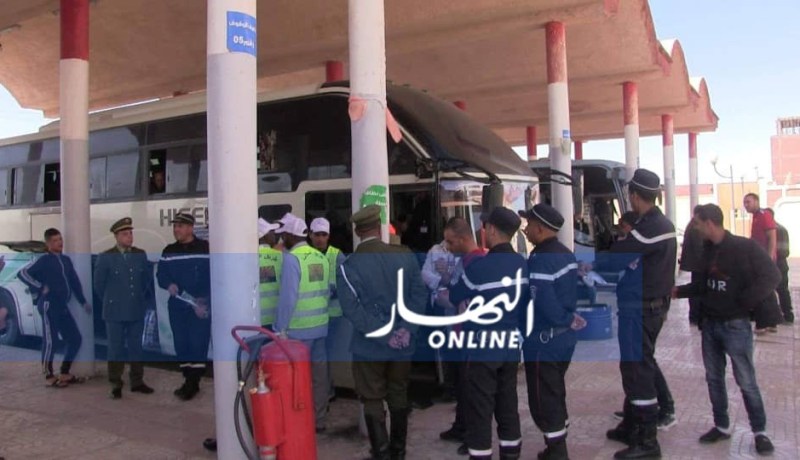 الدرك الوطني ينظم حملة تحسيسية حول حوادث المرور لفائدة سائقي الحافلات بأدرار