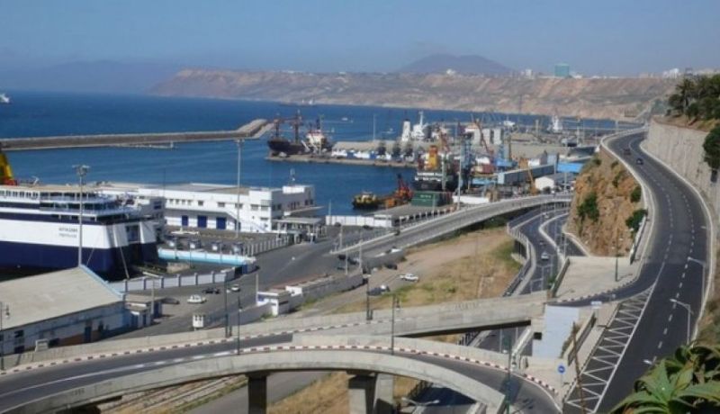 تأخر في وتيرة أشغال انجاز رصيفي كوناكري والسينغال بميناء وهران