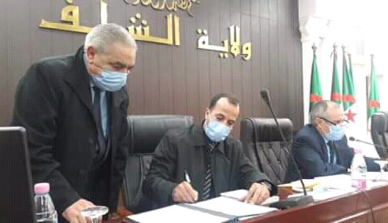 الشلف: تنصيب حسني نذير رئسيا جديدا لديوان الولاية