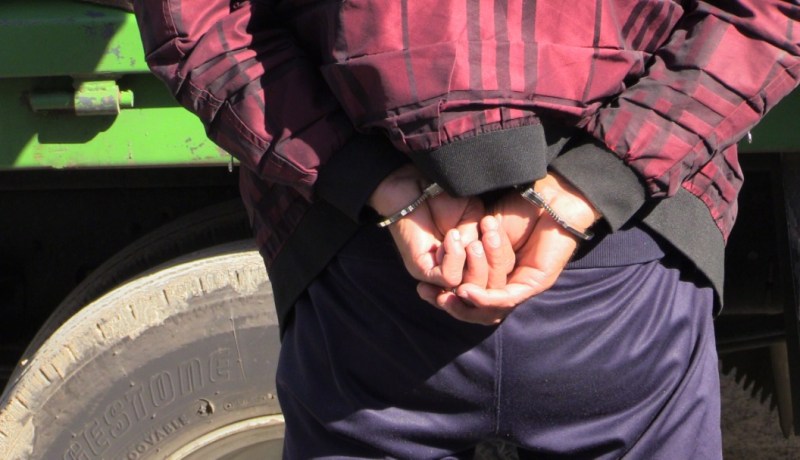 توقيف شخص متلبسا ببيع سلاح ناري في تيارت