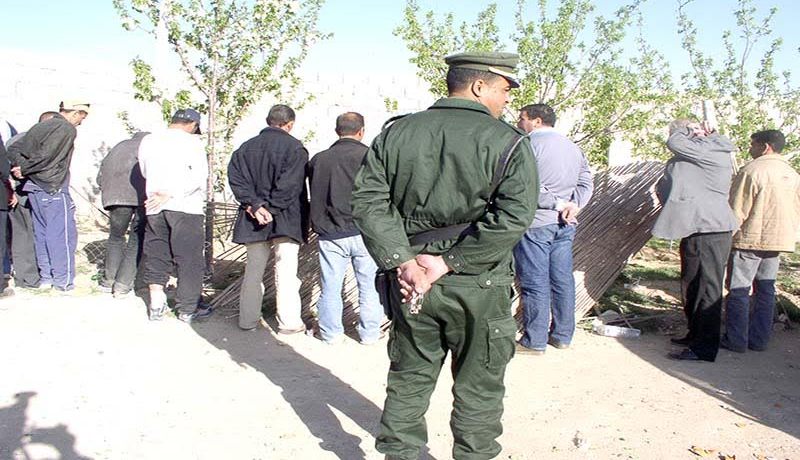 تفكيك عصابة تزور عقود الاستفادة المسبقة من السكنات العمومية الايجارية في وهران