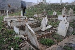 مجهولون ينبشون قبورا ويرمون رفاة في العراء بسكيكدة