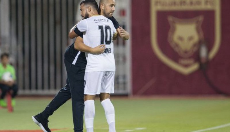 بوقرة يقود الفجيرة لتحقيق أول فوز في الدوري الإماراتي