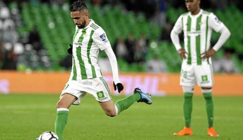 الصحافة الإسبانية: “إمنحوا الكرة للساحر” !