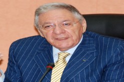 الجزائريون يستنجدون بأمراء الخليج