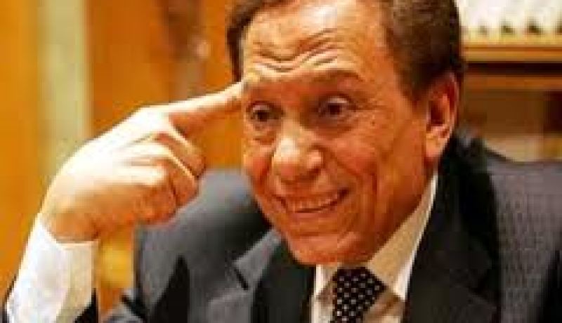 عادل إمام يُهاجم القرضاوى ويُساند بشار الأسد