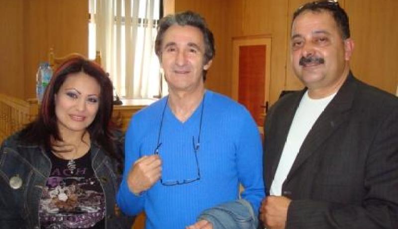 العولمي يرفض استقبال المنتجين ويحدّد تاريخ28 فيفري  كآخر أجل لتسليم أعمالهم إلى مكتب الضبط