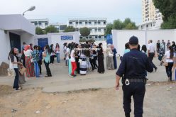 رجال شرطة «سيفيل» أمام المدارس لحماية التلاميذ من الاختطاف !