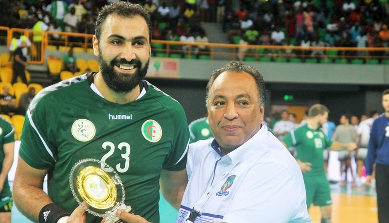 برياح يتوج كأفضل لاعب في مواجهة الجزائر وتونس