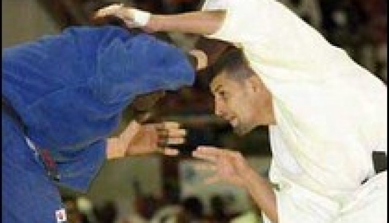 بوطبشة يقول أن المستوى سيكون عاليا وصعود منصة التتويج هدف المجموعة