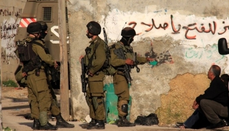 الجيش الإسرائيلي يعتقل 11 فلسطينيا خلال حملة تفتيش