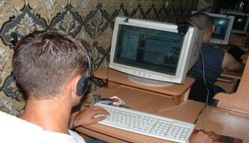 برمجة ربط 100 مدرسة ابتدائية بشبكة الانترنت بولاية قالمة