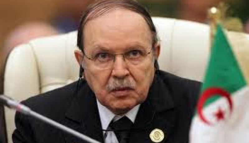 بوتفليقة يصادق على اتفاقية ترسيم حدود بلاده البحرية مع تونس