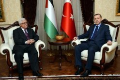 الرئيس الفلسطيني يبدأ زيارة رسمية إلى تركيا