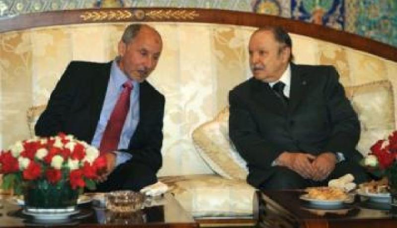 عائلة القذافي وامن الحدود في صلب زيارة مصطفى عبد الجليل إلى الجزائر