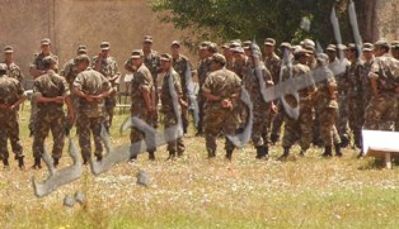 تقليص مدة الخدمة الوطنية إلى شهرين فقط