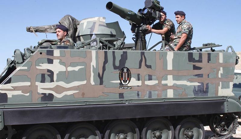 الجيش اللبناني يواصل قصف المسلحين في المناطق الحدودية مع سوريا