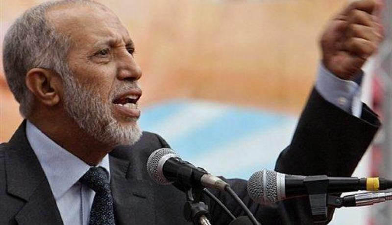 بلخادم يدعو من تندوف إلى “مرحلة إنتقالية” للعبور إلى دولة مدنية