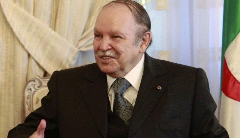 الرئيس بوتفليقة يستقبل المبعوث الأممي العربي المشترك لسوريا