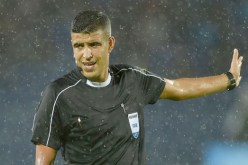 تعيين الحكم عبيد شارف لإدارة ربع نهائي أبطال إفريقيا