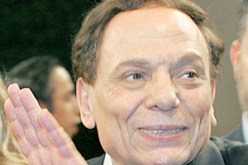 عادل إمام‮:''‬التحريض السياسي‮ ‬وراء أزمة مصر والجزائر‮''!‬