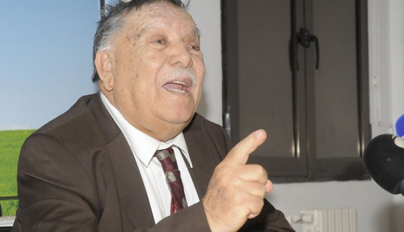 العقيد أحمد بن شريف في غيبوبة بمستشفى باريس