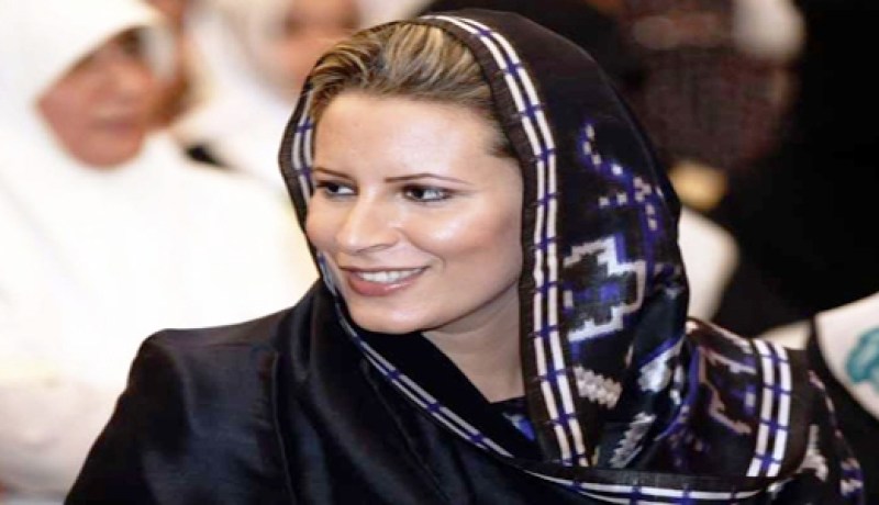 عائشة القذافي‮ ‬تغادر الجزائر قبل2012‬
