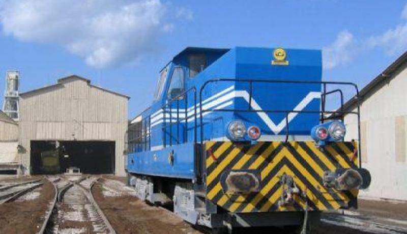 فرض غرامات على التجمعات السكانية التي ترشق القطارات بالحجارة