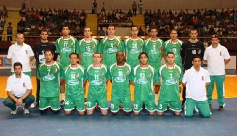 عدة تربصات في برنامج المنتخب الوطني تحسبا لموعد مصر