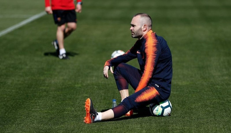 “إنييستا” يختار الدوري الصيني لإنهاء مسيرته !