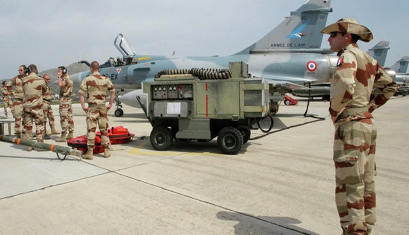 180 جندي من القوات الفرنسية الخاصة في ليبيا