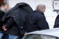 القبض على شابين متلبسين بسرقة جهاز راديو من سيارة في سعيدة