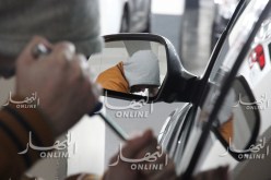 توقيف شخصين سرقا 93 مليون من سيارة بالعاصمة