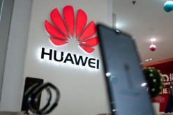 ترامب يرفع الحظر عن هواتف “هواوي”