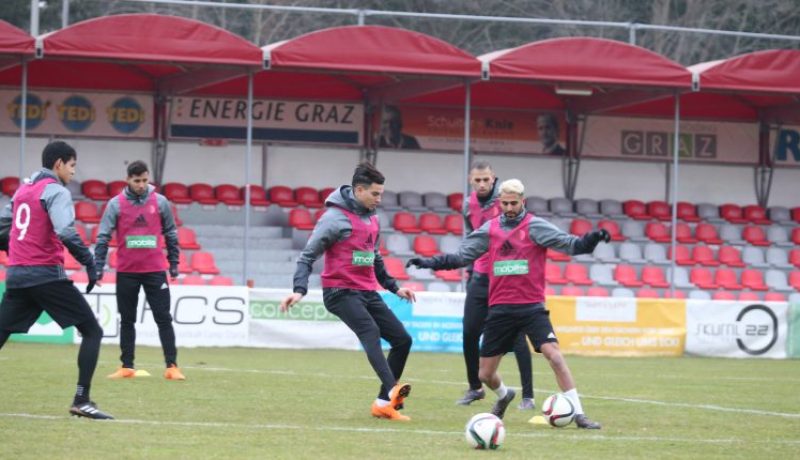 بالصور.. “الخُضر” يَختتمُون آخر حصة تدريبِية بالنَمسا !