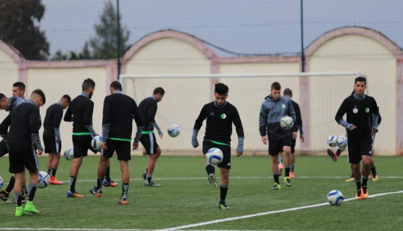 شارف يستدعي 23 لاعبا لتربص منتخب (-21 سنة)