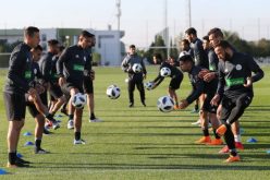 بالصور.. المنتخب المحلي يواصل تحضيراته