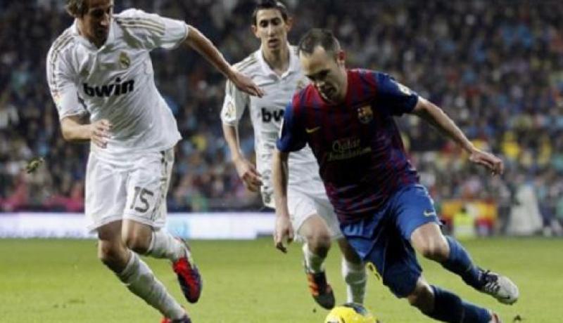 برشلونة وريال مدريد يواجهان مهمة متباينة في دوري الأبطال