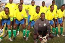 وزير الرياضة الرواندي ينفي إقالة “توتشاك” ويدعمه للفوز على الجزائر وزامبيا