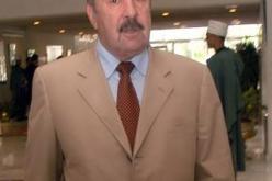 نقل العربي بلخير للعلاج بإسبانيا في حالة صحية حرجة