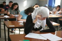 528.136 مترشحا يجتازون يوم الاحد امتحانات شهادة التعليم المتوسط