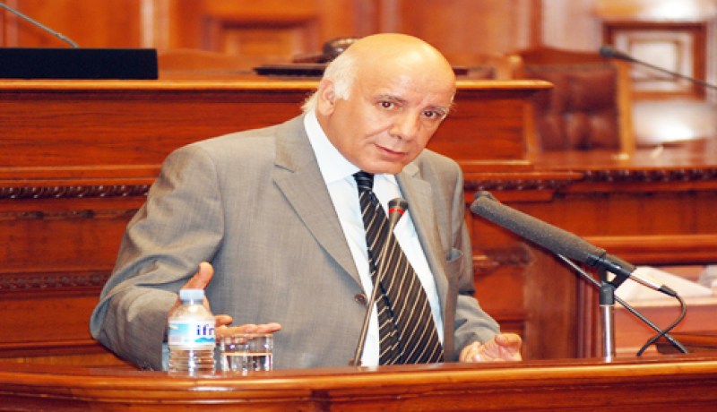 ترقية ابنة الوزير مقابل‮ ‬تسيير ‬أموال الفلاحين