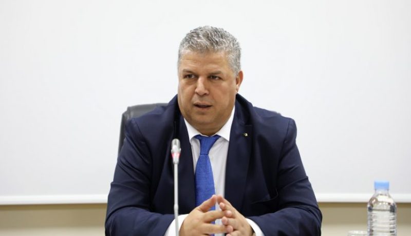 عمارة :”هذا هو موقف الفاف من إيقاف البطولة”