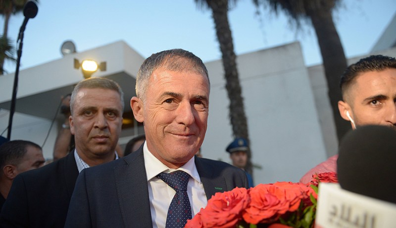 ألكاراز يعاين اليوم ملعبي 5 جويلية وتشاكر ويقدم اقتراحه لمباراة الطوغو