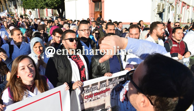 وزارة الصحة تجبر الأطباء المقيمين على ضمان المناوبة في المستشفيات