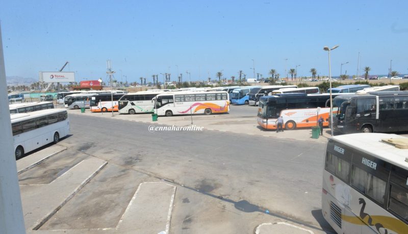 «نسير مئات الكيلومترات من دون مساعد ولا علبة إسعافات أولية» !