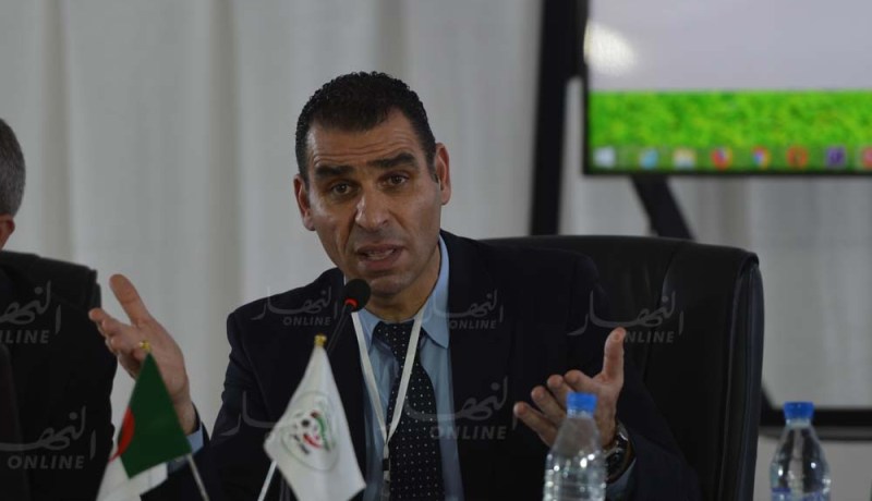 زطشي: ” نحن أمام موعد مهم للكرة الجزائرية والإنتخابات ستكون في شفافية”