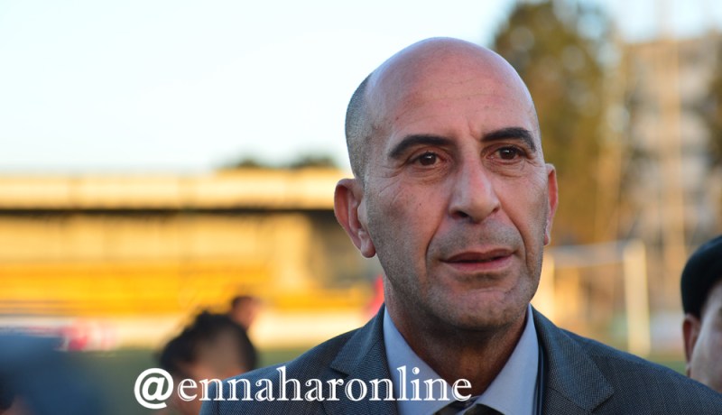 بوسليماني: “أنا لست جباناً والمكتب السابق هو سبب الكارثة”