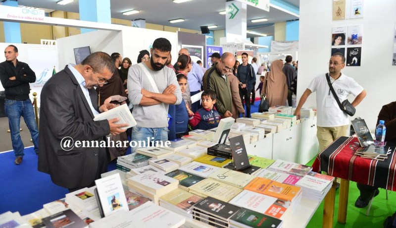 «خالد نزار في معرض الكتاب.. وتكريم بوجدرة وواسينـــي الأعـــرج والـــزاوي»!